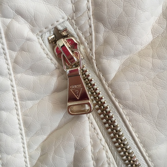 BRAND NEW Chic Cream GUESS "Leather" Jacket - Picture 6 of 7